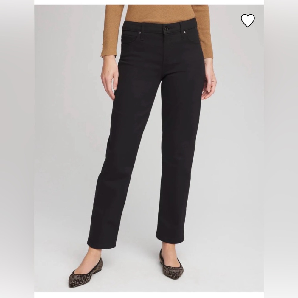 Chicos Perfect Stretch Girlfriend Straight Leg Ankle Jeans.